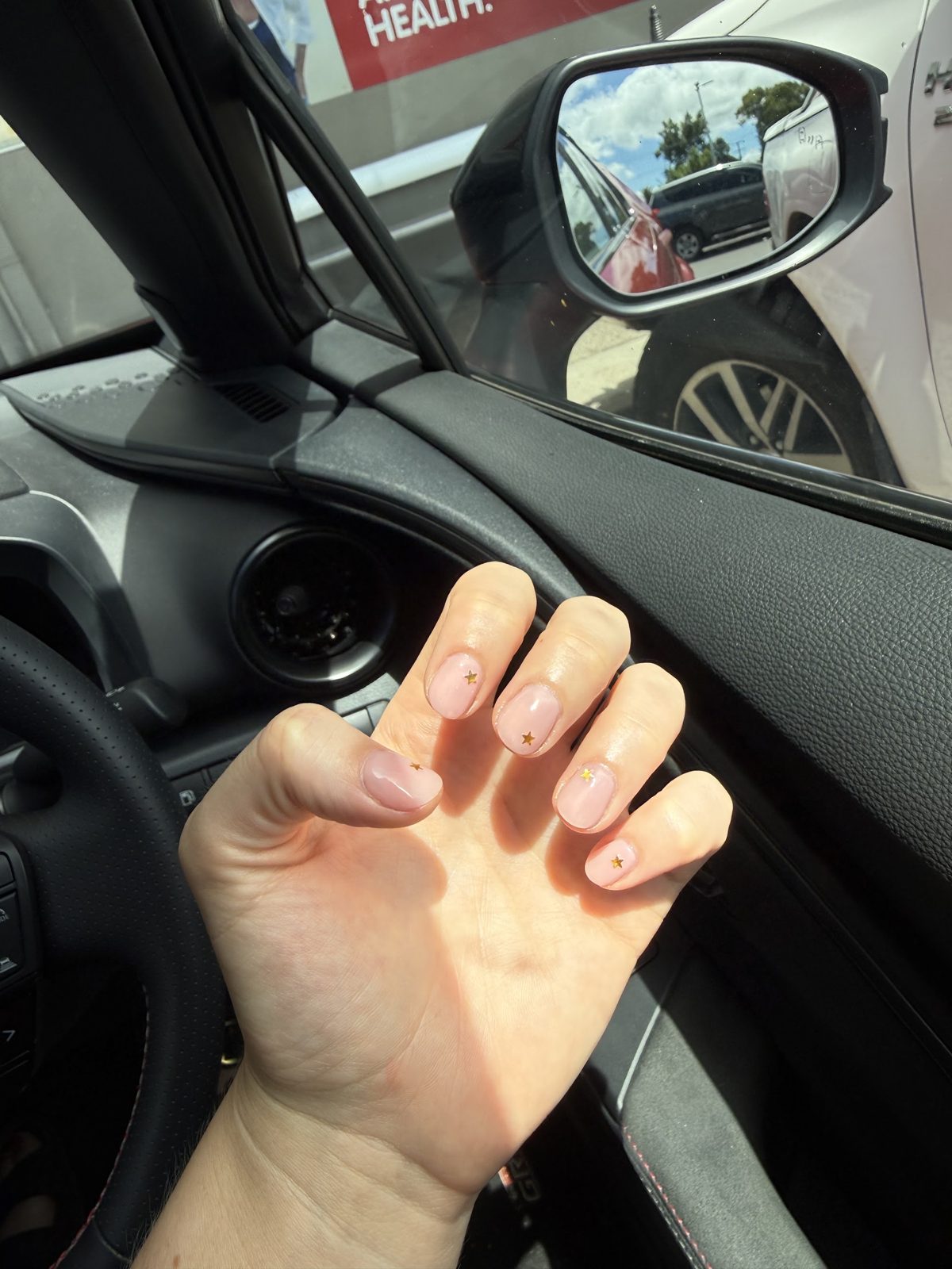 Short neat nails with a natural finish
